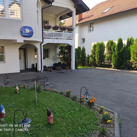 Apartments Airport Inn Dubrave Gornje Экстерьер фото