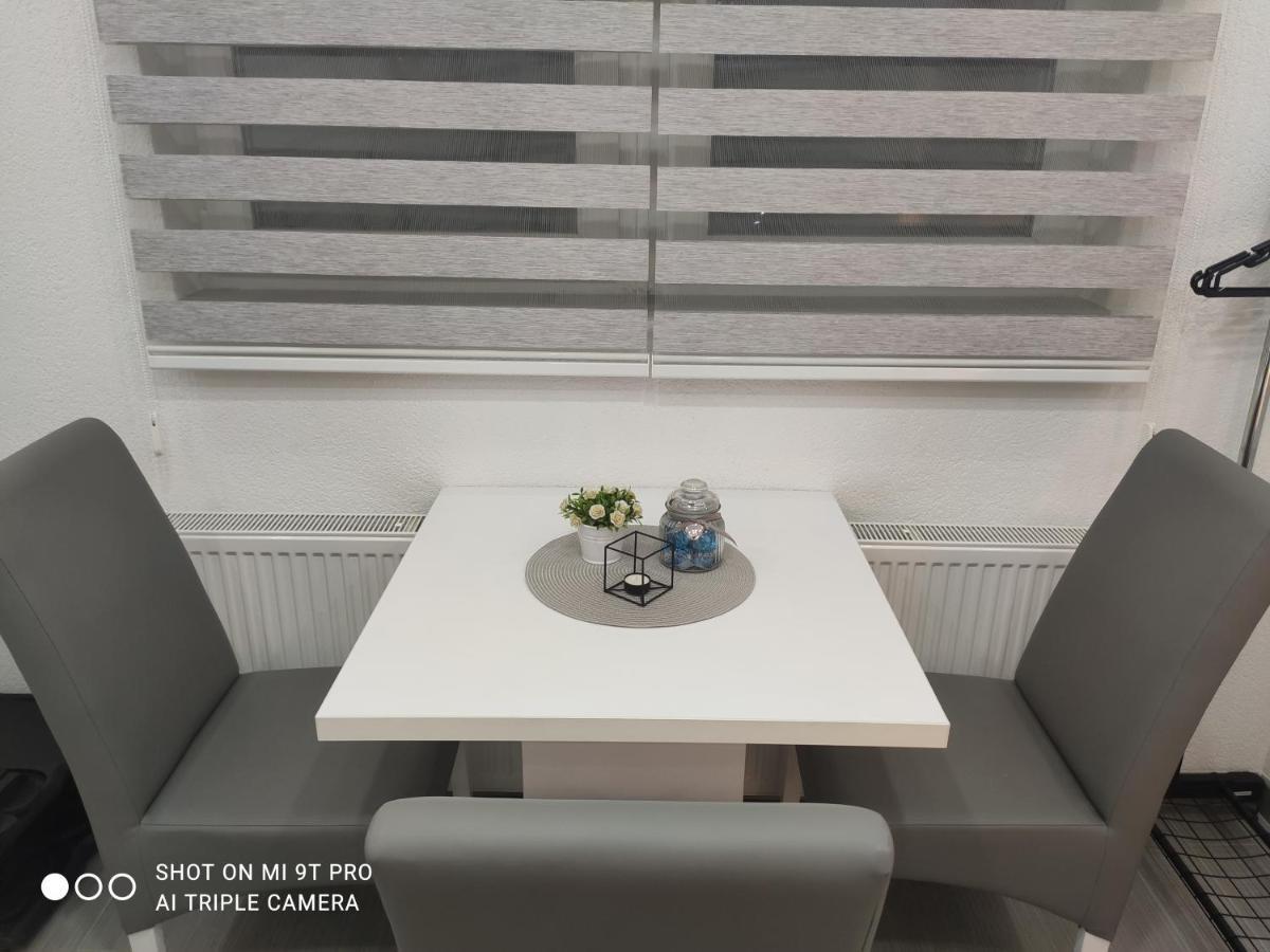 Apartments Airport Inn Dubrave Gornje Экстерьер фото